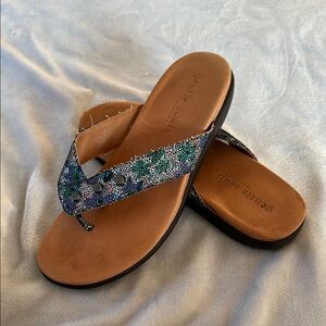 Kenneth Cole Gentle Souls NWOT  Sandals with Floral Strap